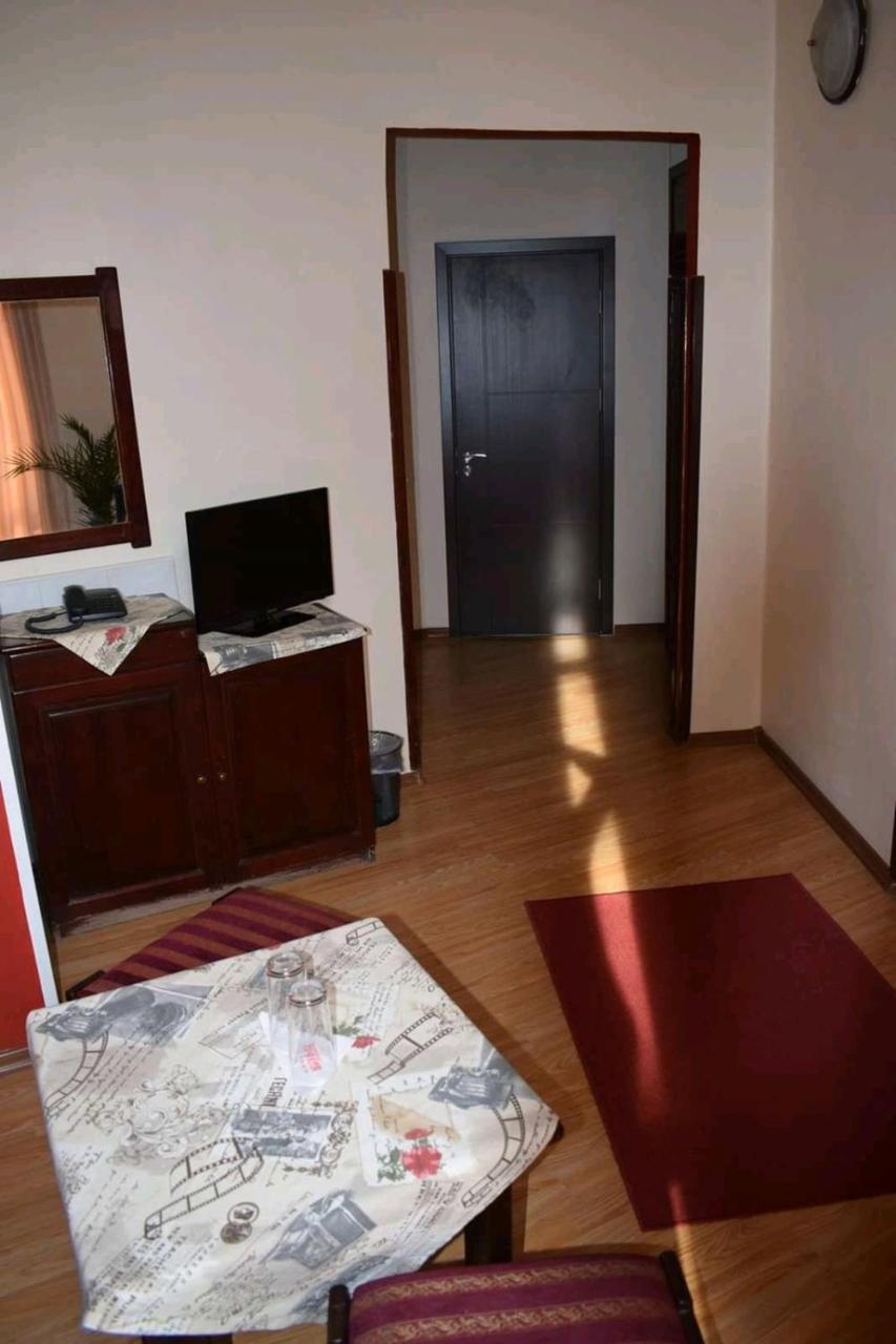 Hotel Trakia Plovdiv Buitenkant foto